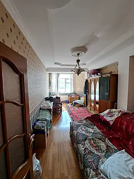 Satılır 3 otaqlı mənzil 130 m²