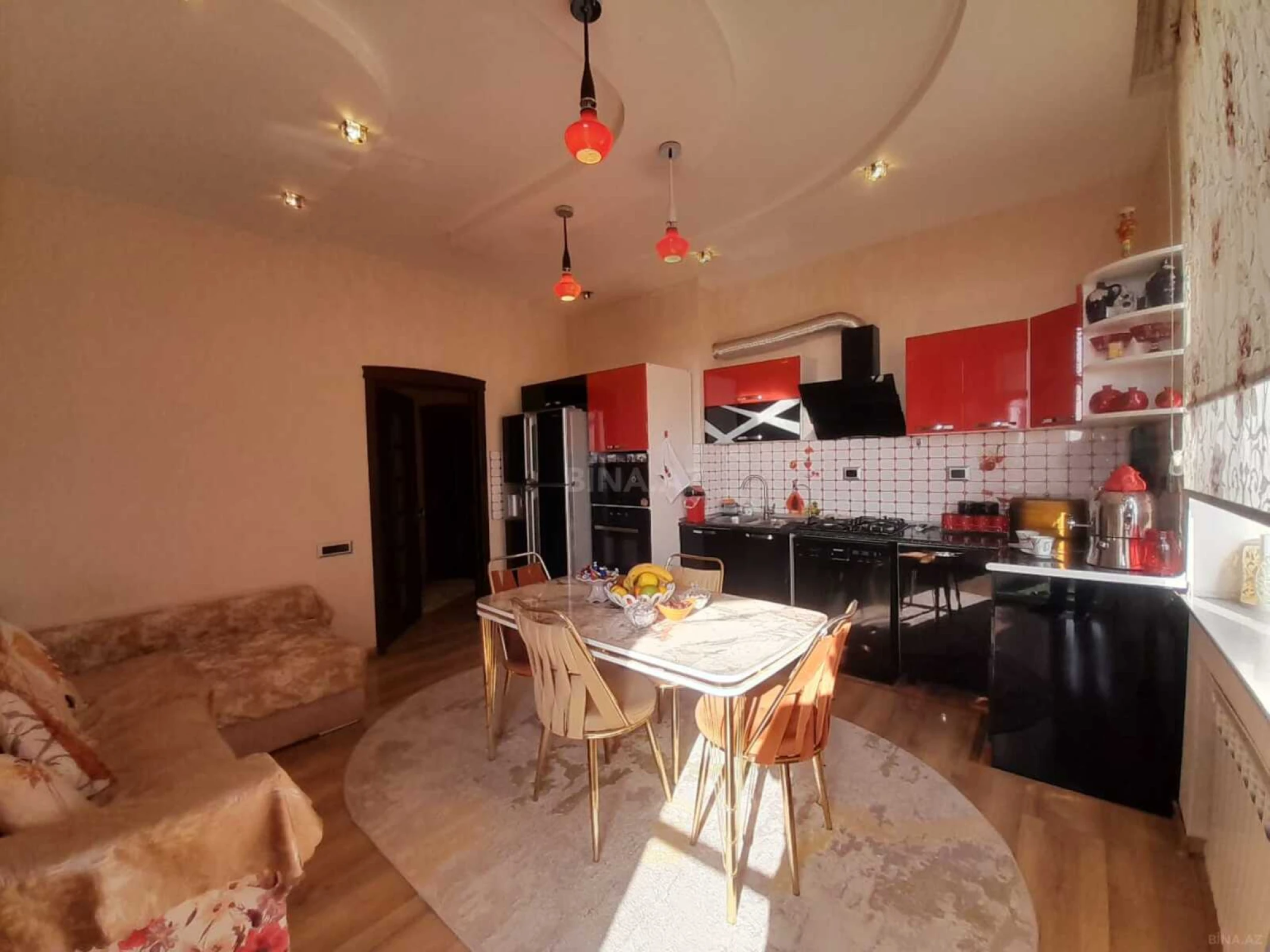 Satılır 3 otaqlı mənzil 116 m²