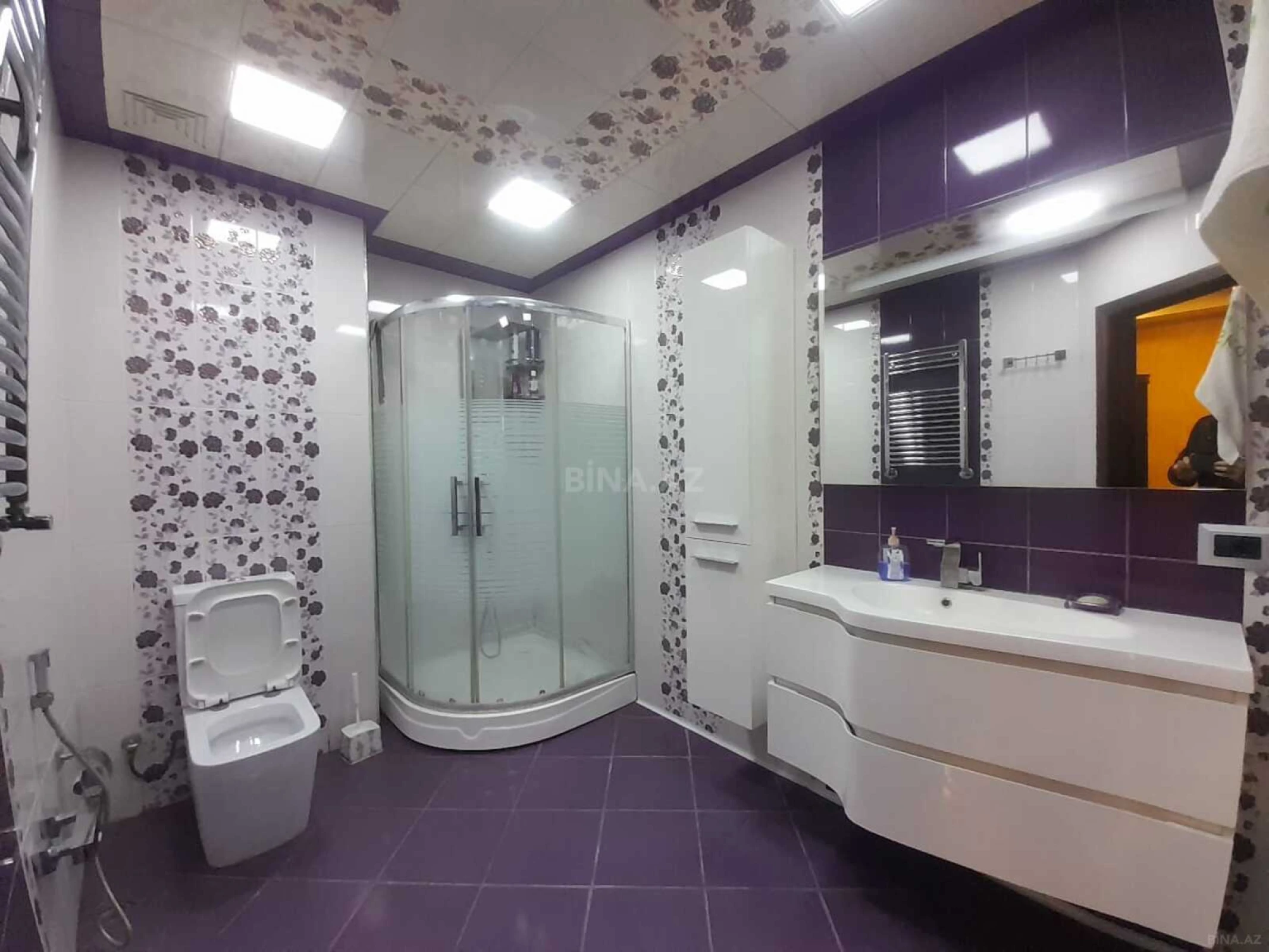 Satılır 3 otaqlı mənzil 116 m²