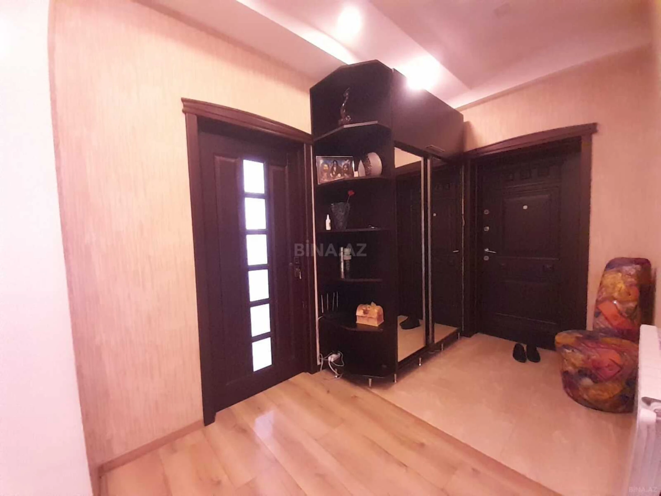Satılır 3 otaqlı mənzil 116 m²