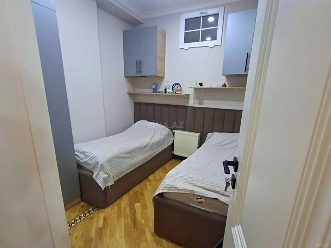 Satılır 3 otaqlı mənzil 92 m²
