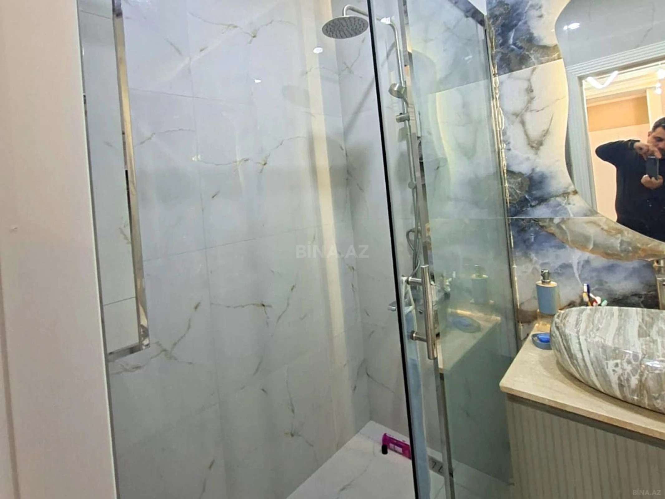 Satılır 3 otaqlı mənzil 92 m²