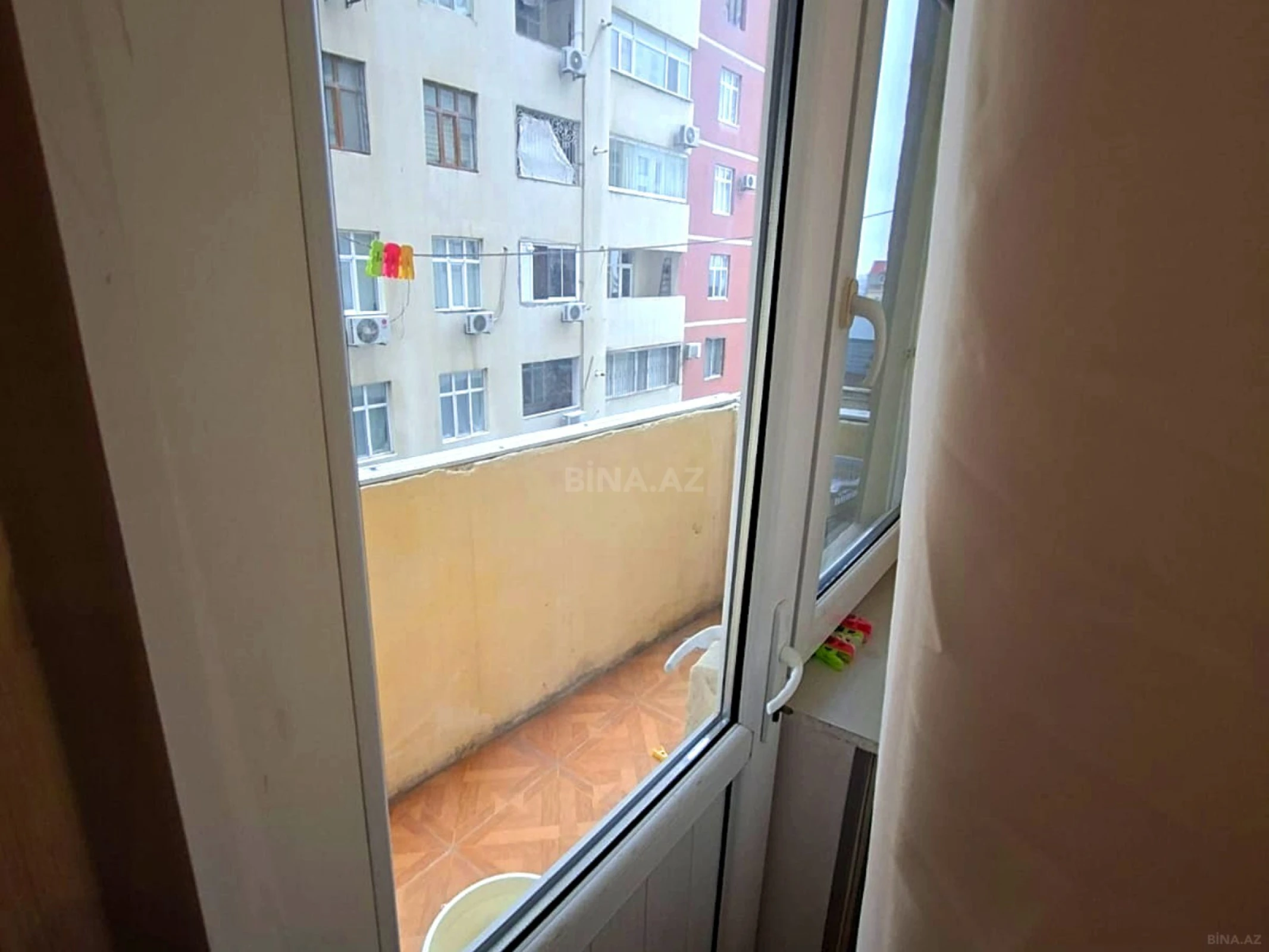 Satılır 3 otaqlı mənzil 92 m²