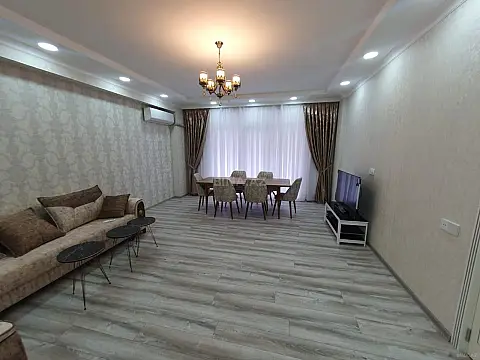 Kirayə verilir 2 otaqlı mənzil 108 m² — Bakı 2 otaq 108.00 m²