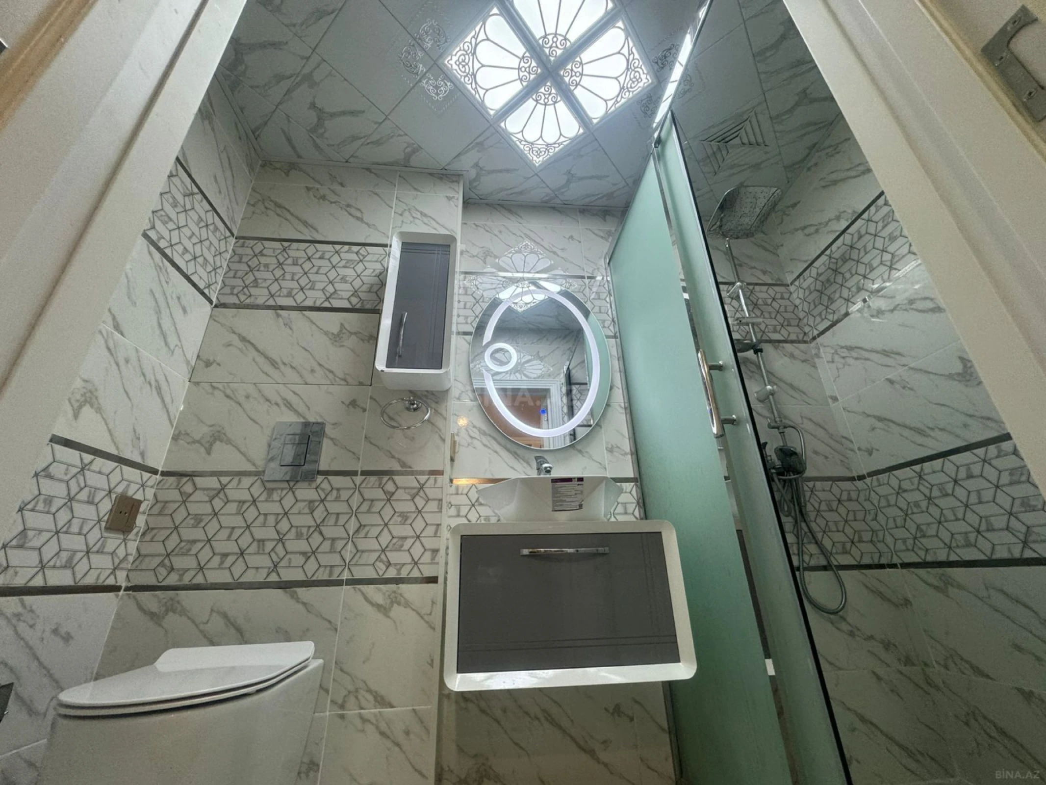 Kirayə verilir 3 otaqlı mənzil 130 m²