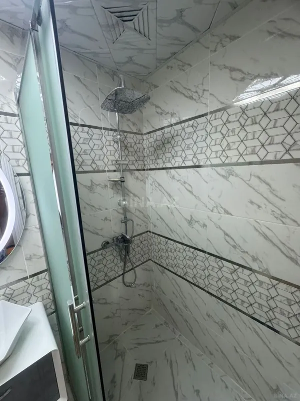 Kirayə verilir 3 otaqlı mənzil 130 m²