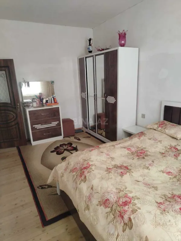 Satılır 4 otaqlı həyət evi 120 m²