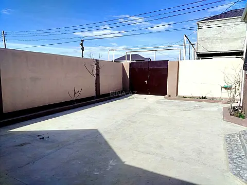 Satılır 4 otaqlı həyət evi 120 m²