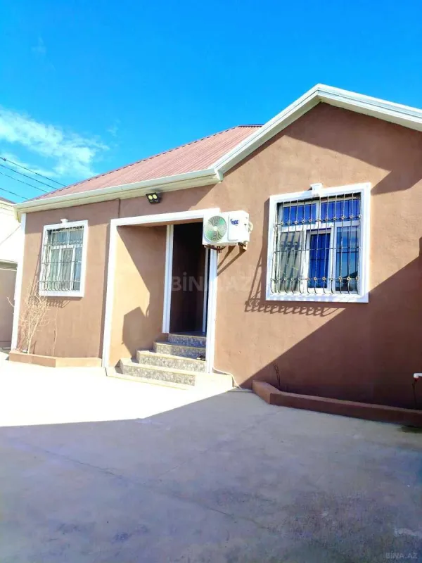 Satılır 4 otaqlı həyət evi 120 m²