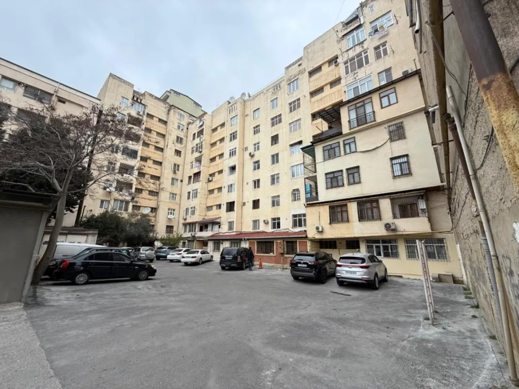 Kirayə verilir 3 otaqlı ofis 80 m²