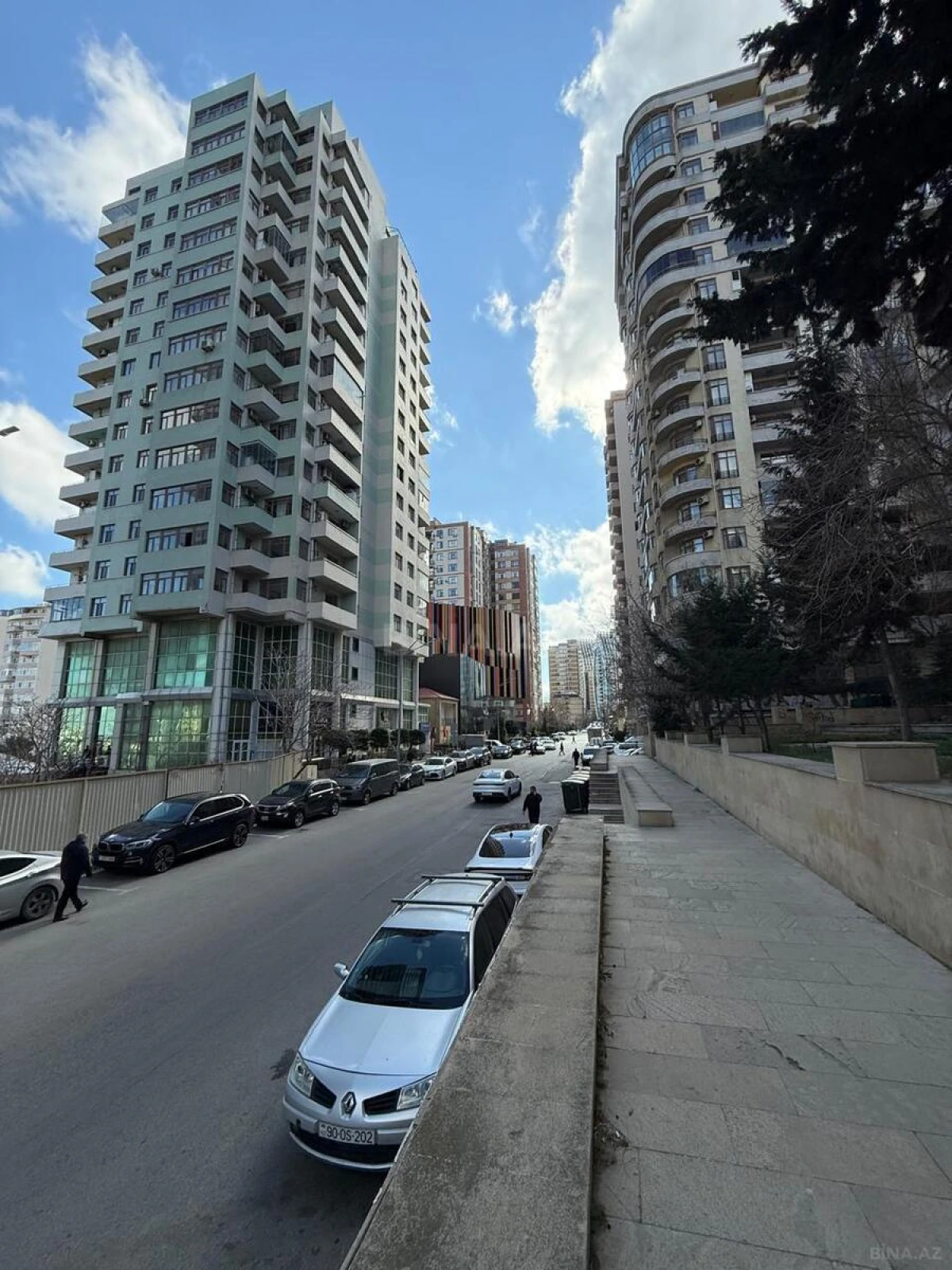 Kirayə verilir 3 otaqlı ofis 80 m²