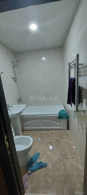 Kirayə verilir 2 otaqlı mənzil 57 m²
