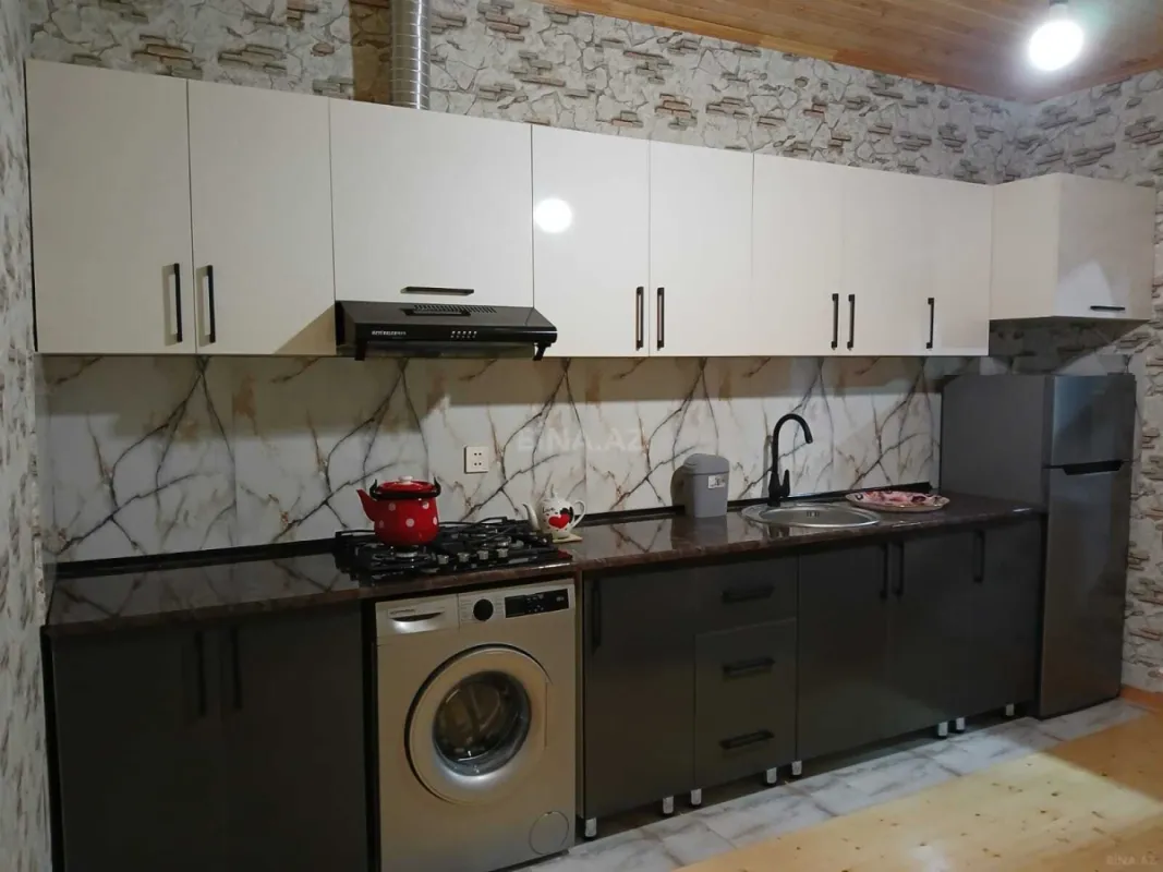 Kirayə verilir 2 otaqlı həyət evi 100 m²