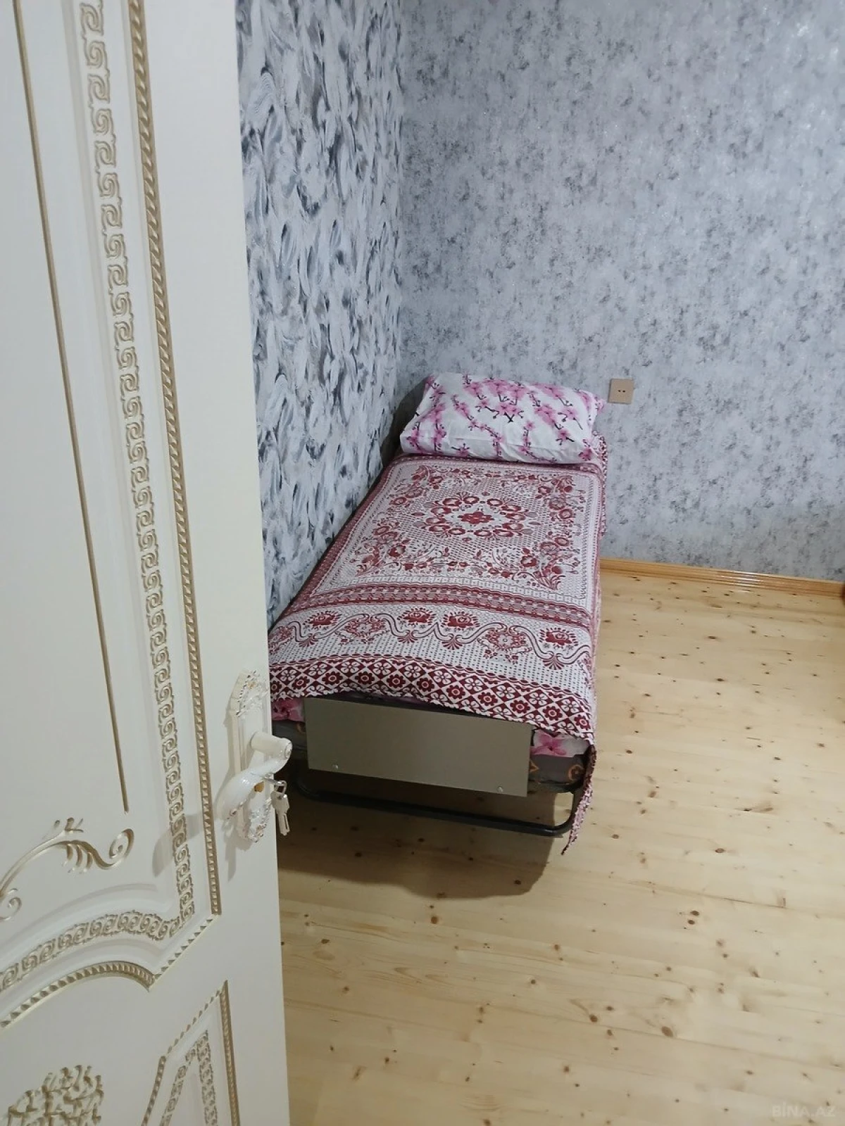 Kirayə verilir 2 otaqlı həyət evi 100 m²