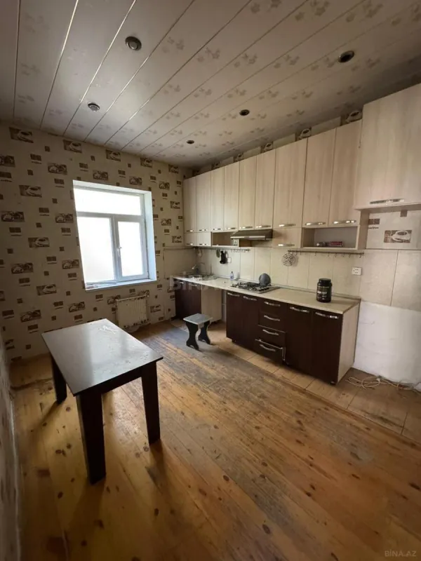 Satılır 4 otaqlı həyət evi 150 m²