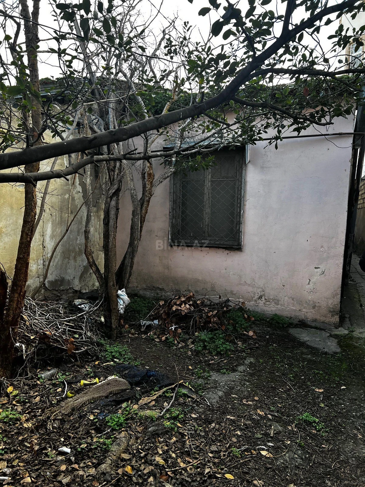 Satılır torpaq sahəsi 2 m²