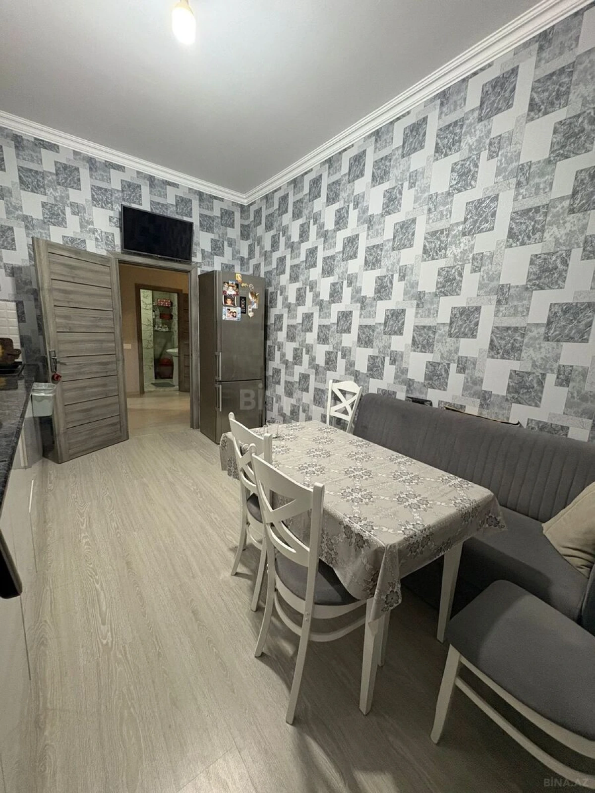 Satılır 3 otaqlı mənzil 103 m²