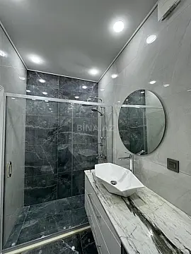 Satılır 1 otaqlı mənzil 42 m²