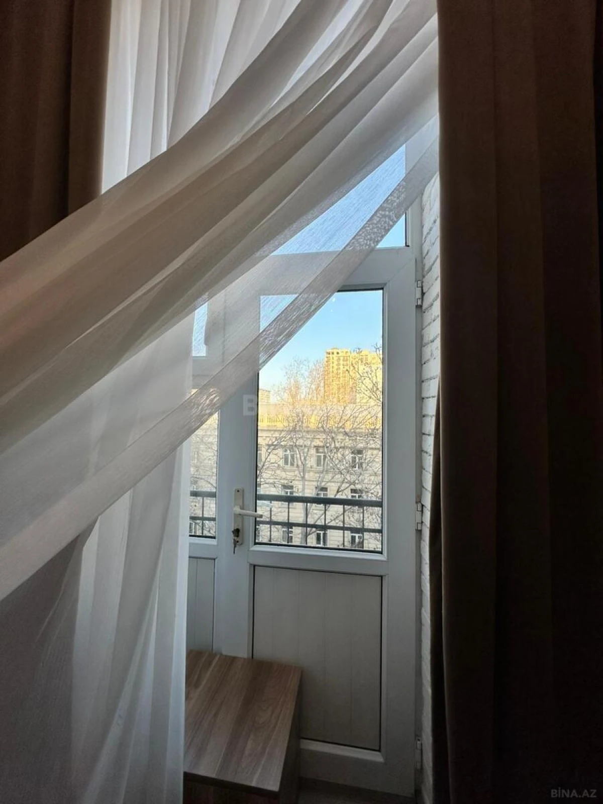 Kirayə verilir 2 otaqlı mənzil 50 m²