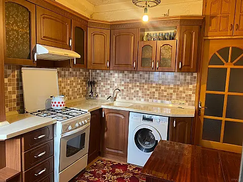 Kirayə verilir 2 otaqlı mənzil 61 m²