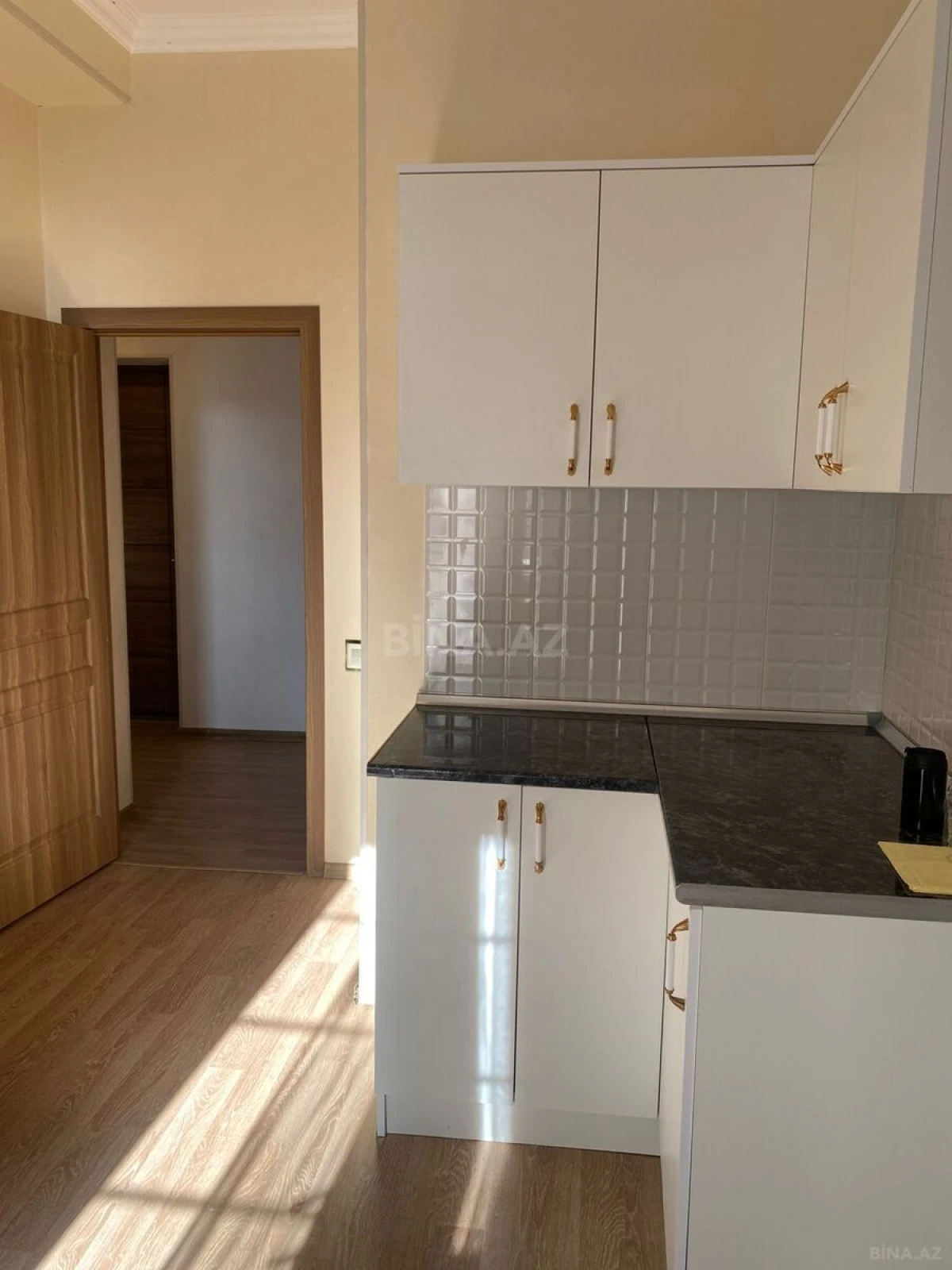 Kirayə verilir 2 otaqlı mənzil 50 m²