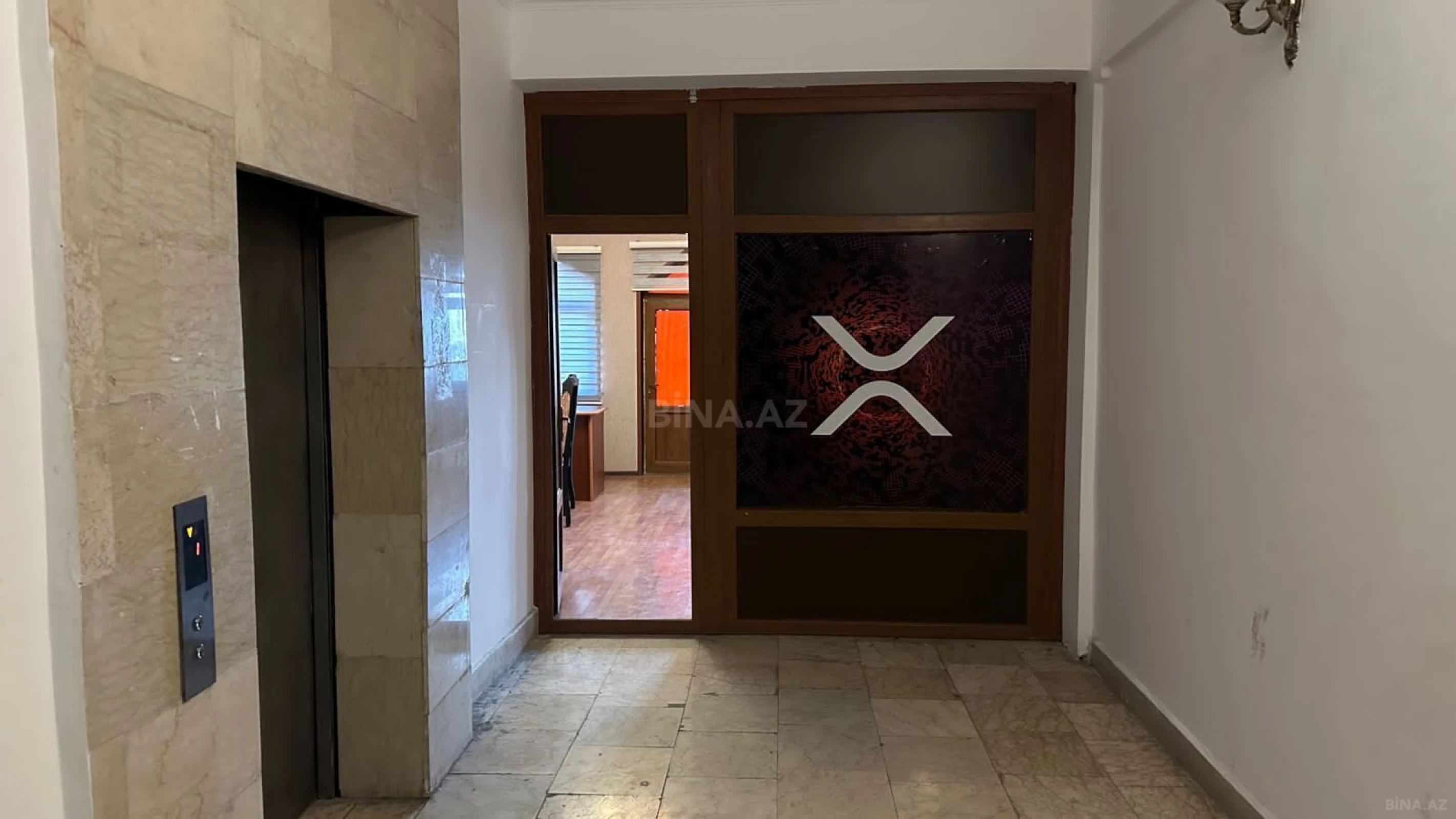 Kirayə verilir 2 otaqlı ofis 90 m²