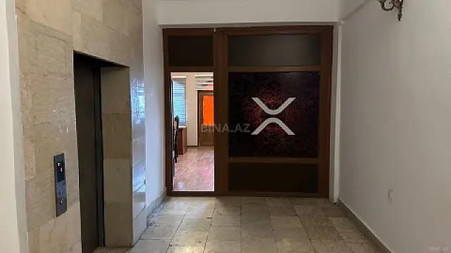 Kirayə verilir 2 otaqlı ofis 90 m²