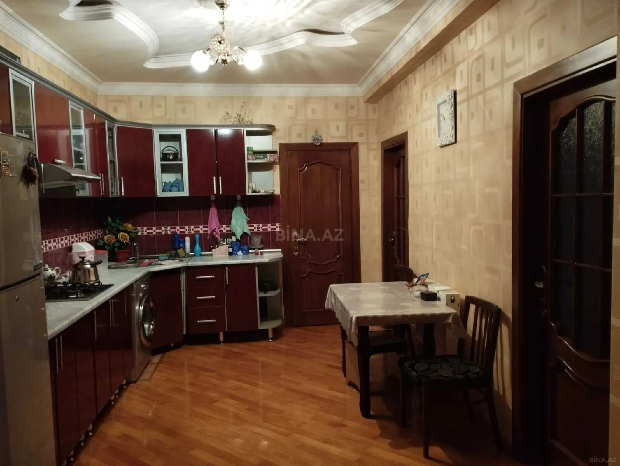 Satılır 3 otaqlı mənzil 95 m²