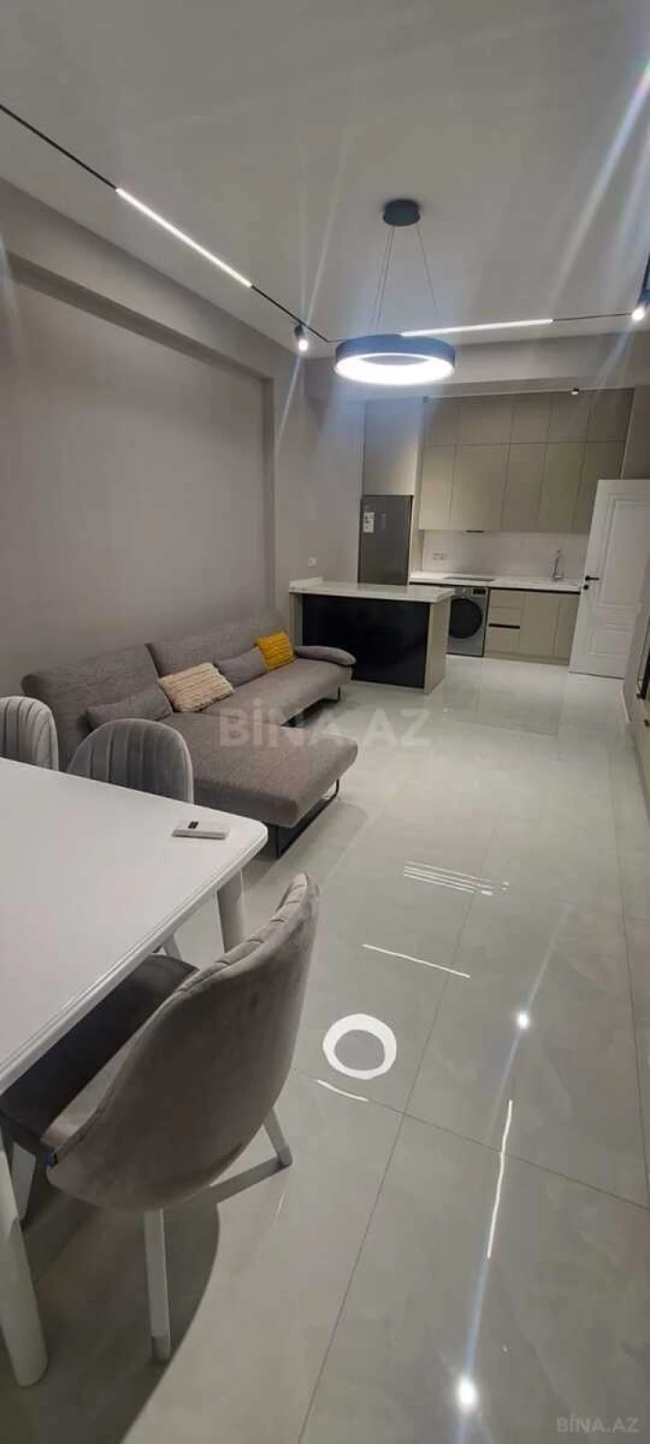 Kirayə verilir 2 otaqlı mənzil 55 m²