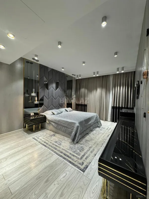 Satılır 3 otaqlı mənzil 127 m²