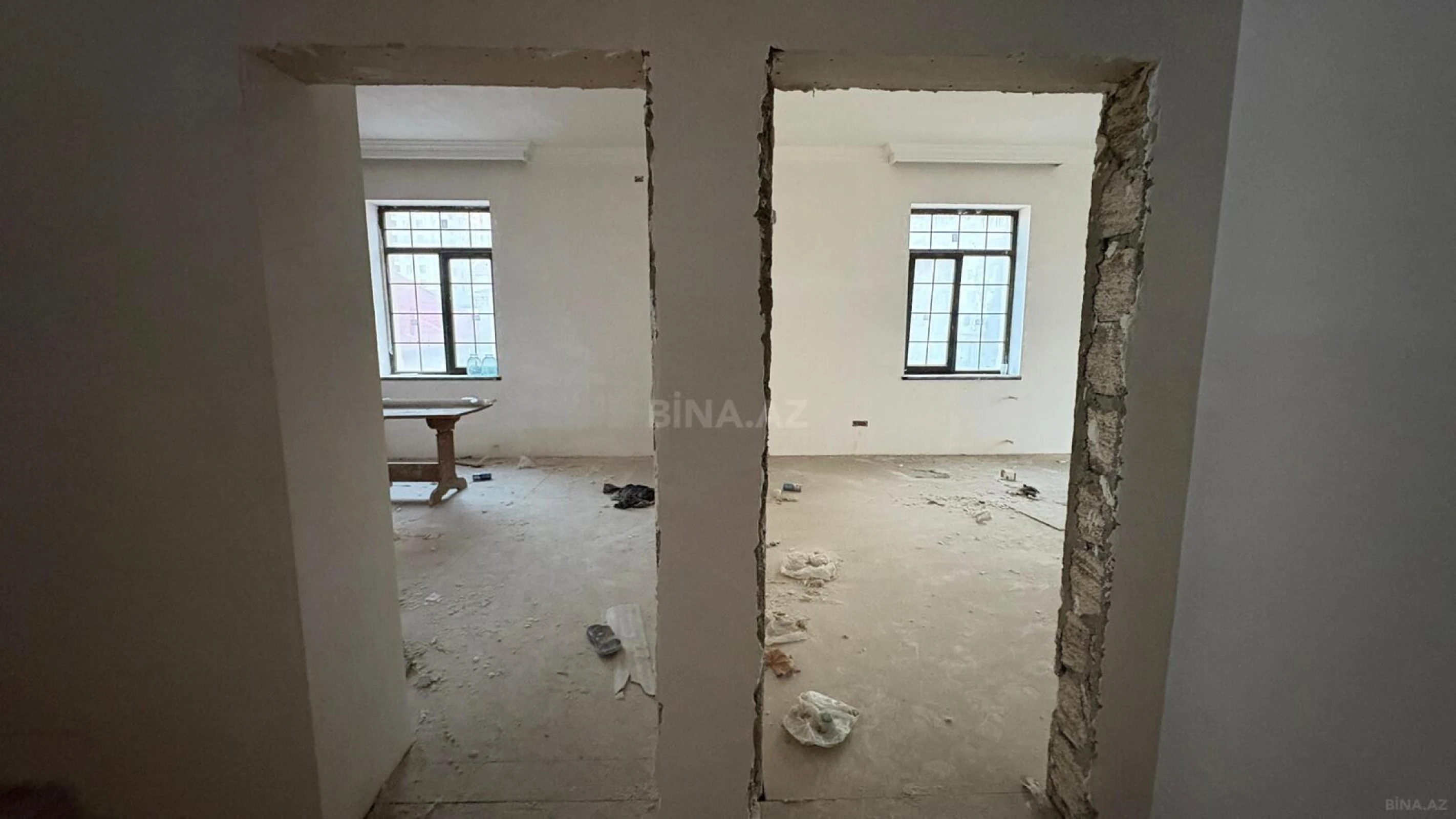 Kirayə verilir 7 otaqlı həyət evi 900 m²