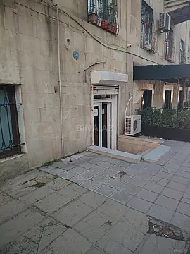 Kirayə verilir obyekt 60 m²