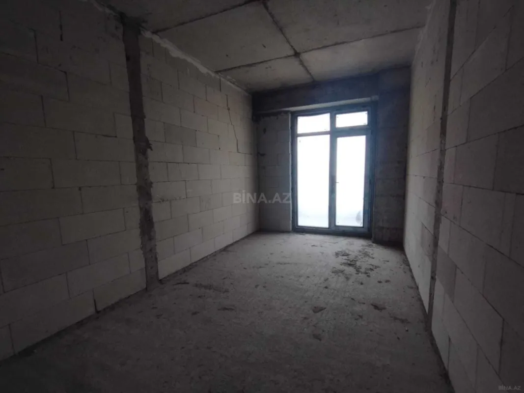 Satılır 2 otaqlı mənzil 98 m²