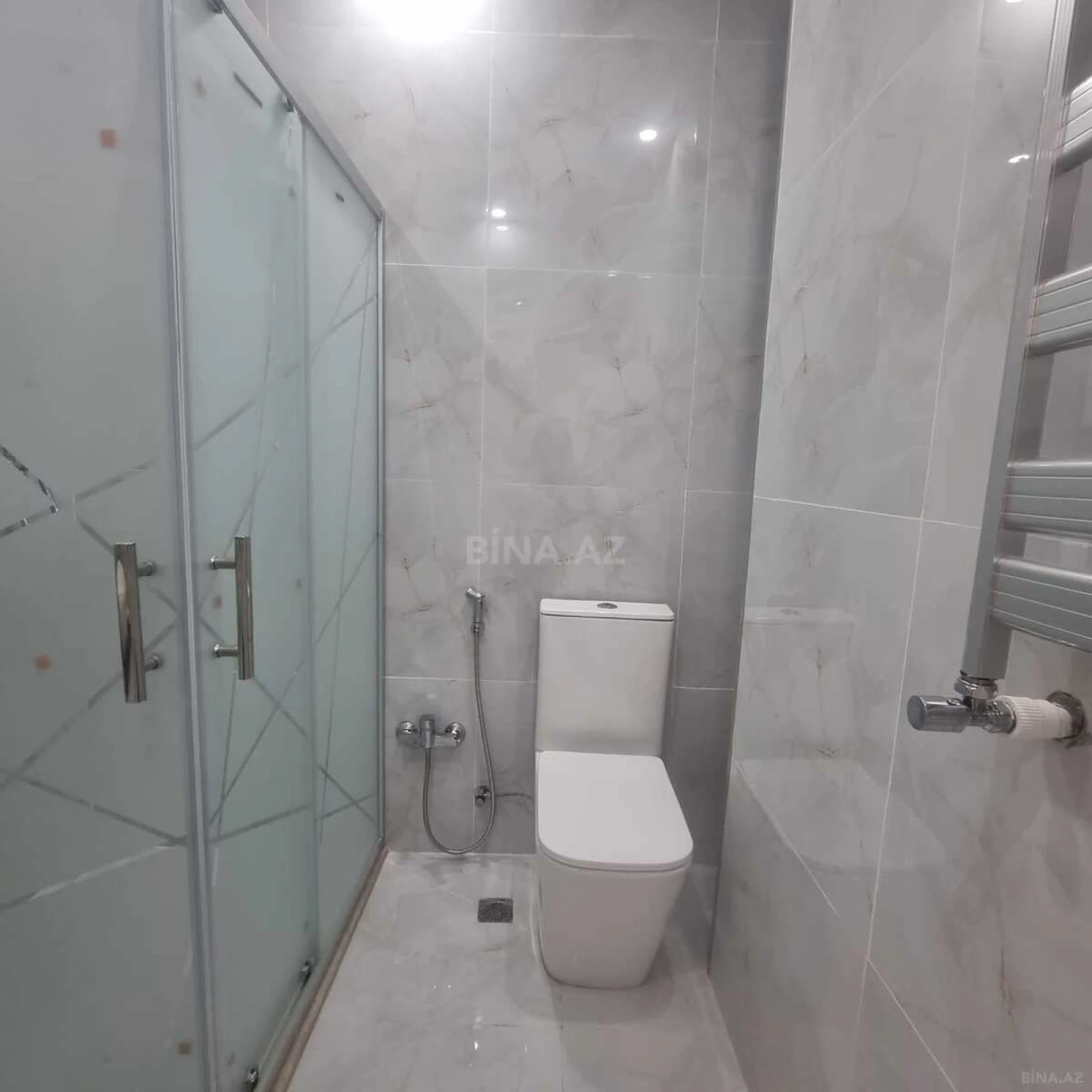Kirayə verilir 3 otaqlı mənzil 56 m²