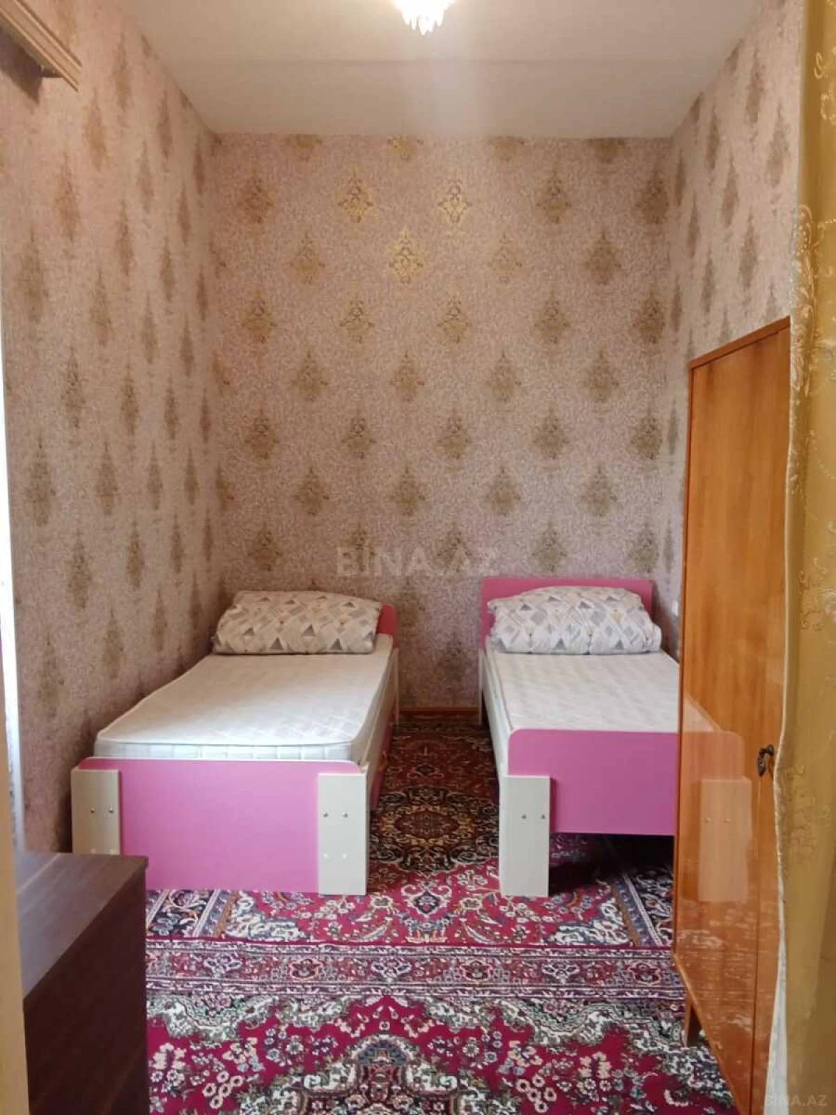 Kirayə verilir 2 otaqlı mənzil 80 m²