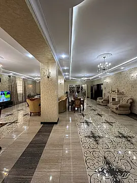 Satılır 9 otaqlı həyət evi 420 m²