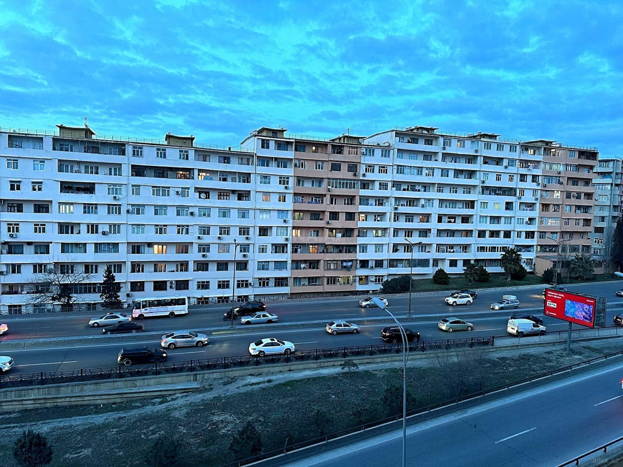 Satılır 3 otaqlı mənzil 85 m²