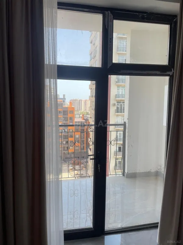 Kirayə verilir 2 otaqlı mənzil 75 m²
