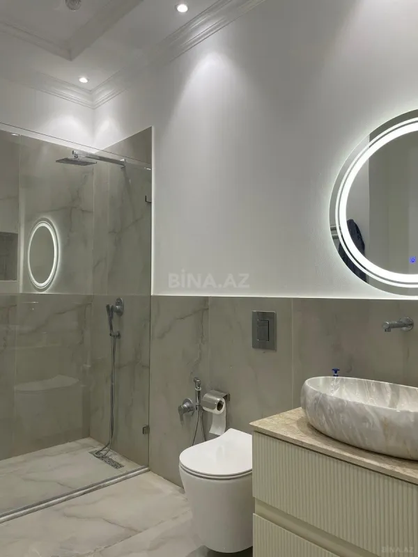 Kirayə verilir 2 otaqlı mənzil 75 m²