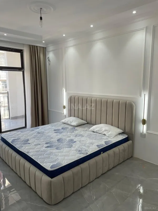 Kirayə verilir 2 otaqlı mənzil 75 m²