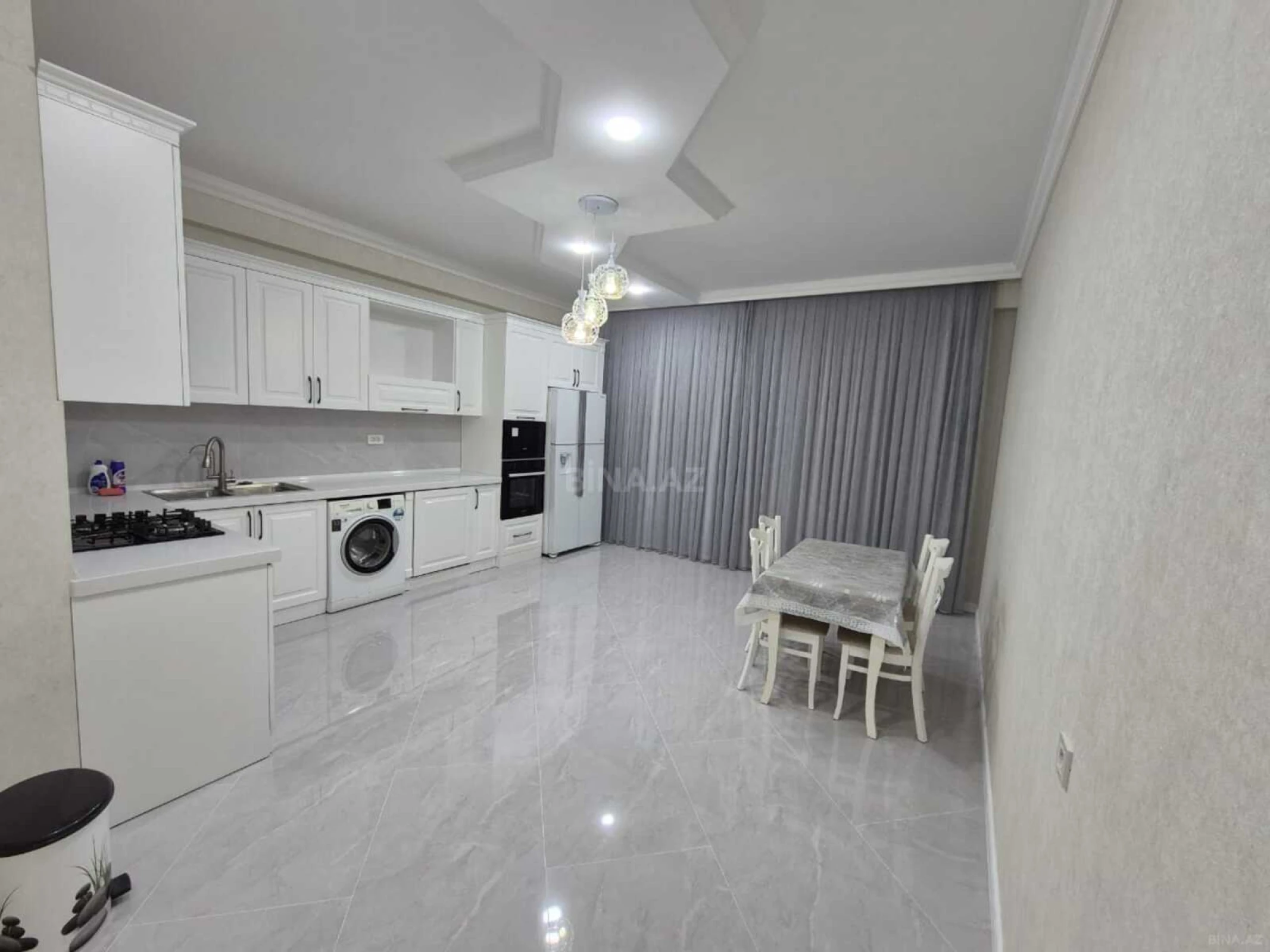 Kirayə verilir 3 otaqlı mənzil 157 m²