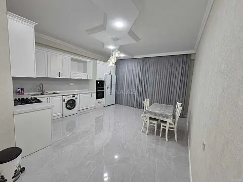 Kirayə verilir 3 otaqlı mənzil 157 m²