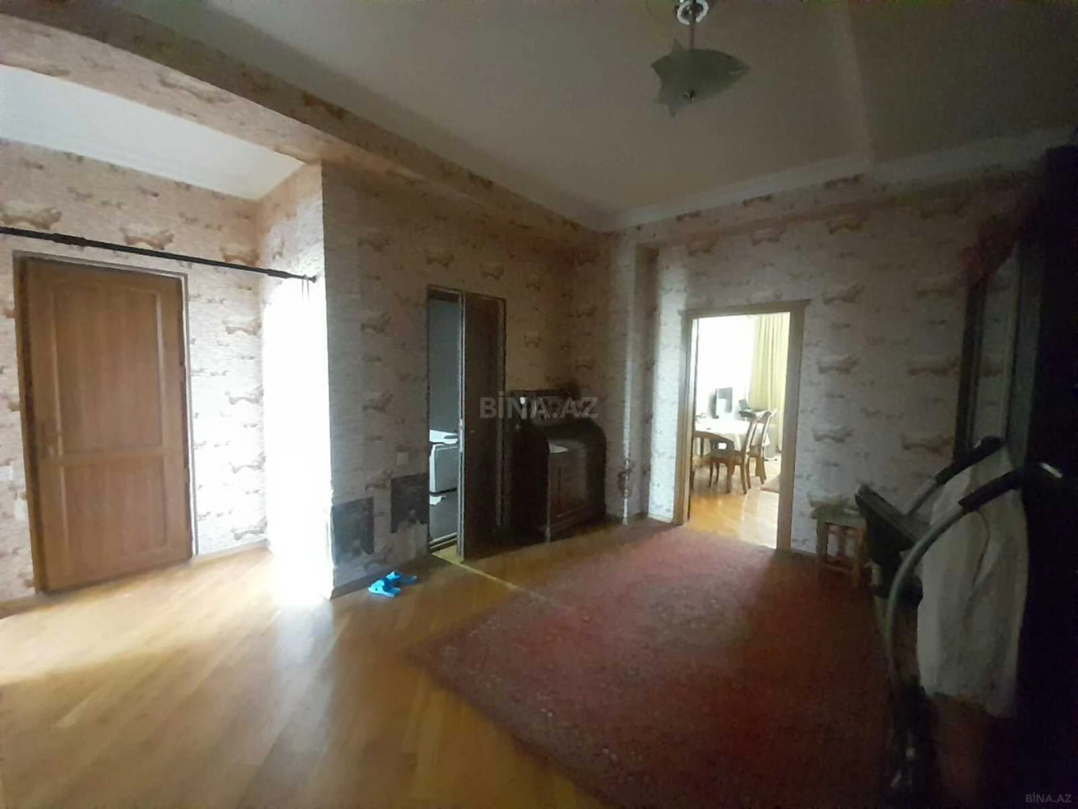 Satılır 2 otaqlı mənzil 90 m²