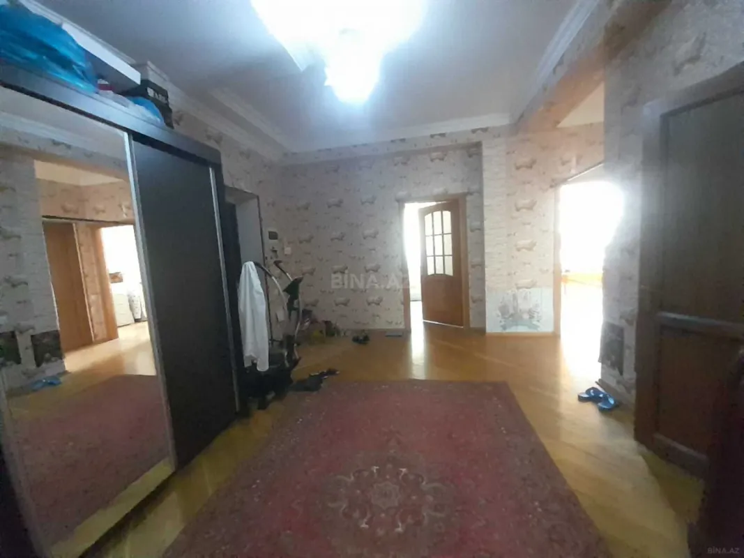 Satılır 2 otaqlı mənzil 90 m²