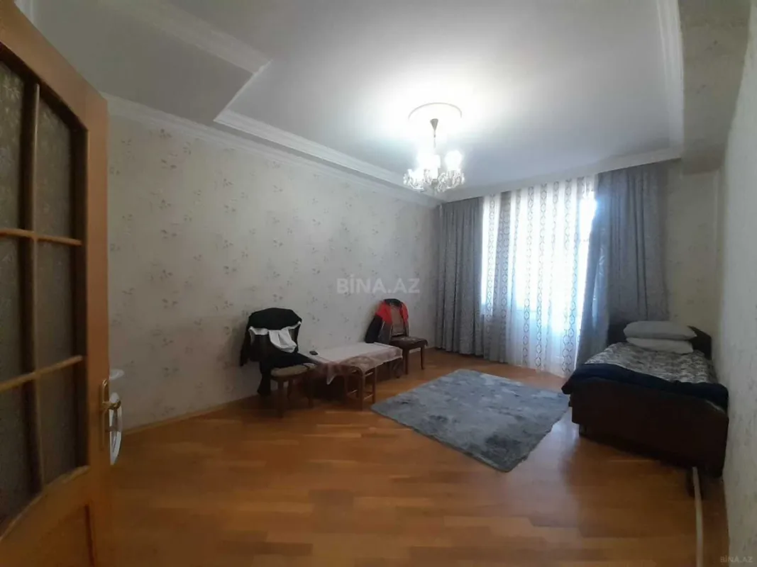 Satılır 2 otaqlı mənzil 90 m²