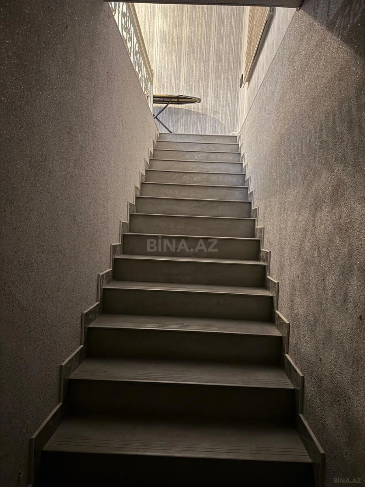 Satılır 5 otaqlı həyət evi 161 m²