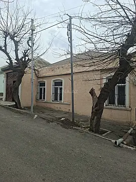 Satılır 7 otaqlı həyət evi 130 m² — Gəncə 7 otaq 130.00 m²