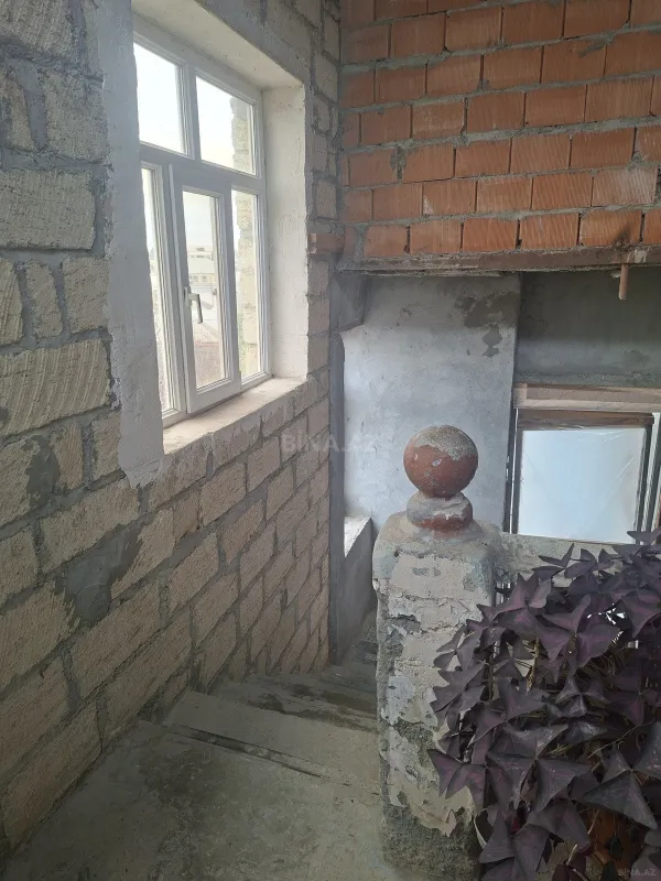 Satılır 7 otaqlı həyət evi 130 m²