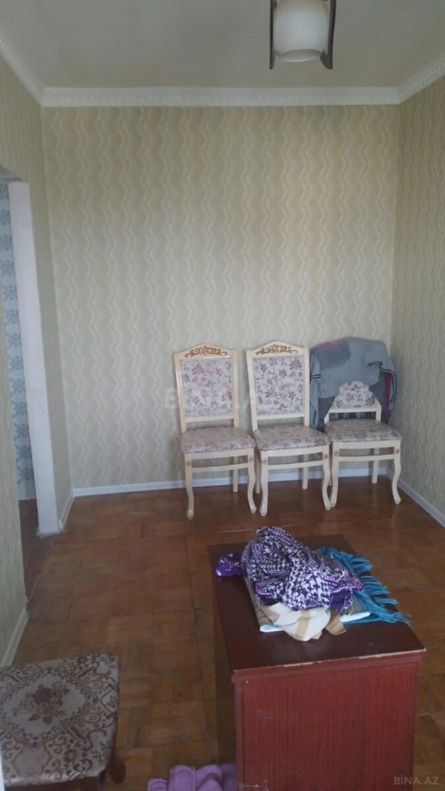 Satılır 5 otaqlı mənzil 110 m²