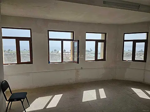 Kirayə verilir 3 otaqlı ofis 125 m²